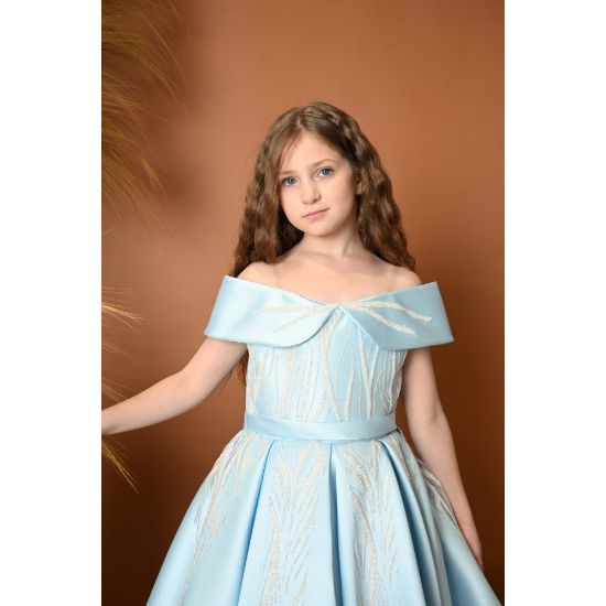 صورة فستان بناتي سهرة 3 الوان بأكتاف مكشوفة بتصميم ملكي - M3609